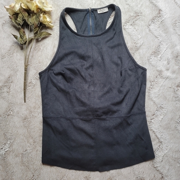 GF Collection Faux Suede Look Gray Sleeveless Top Size M - Picture 1 of 10